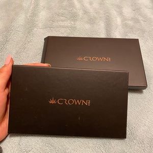 crown pro eye shadow palette